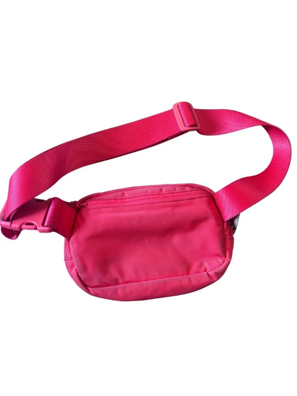 Lululemon Everywhere Crossbody Belt Bag Bright True Red